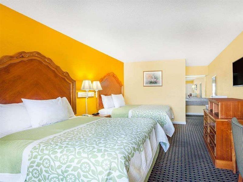 Days Inn Jacksonville Buitenkant foto